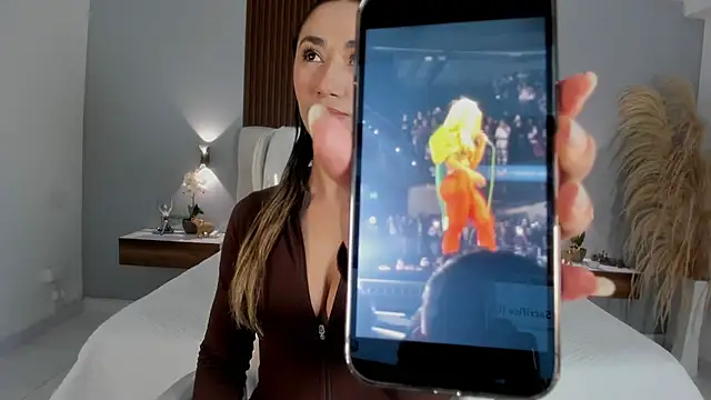 Emma23   online show from March 2026 08:37:02 AM