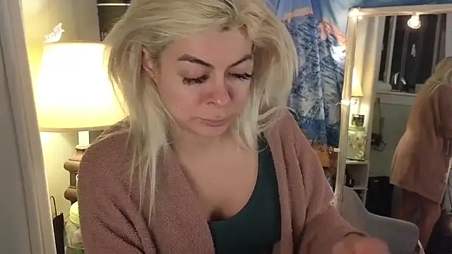 Snapshot of cunty_tranny_lydia chatting on March 2025 05:24:02 AM cunty tranny lydia online show from March 2025 05:24:02 AM