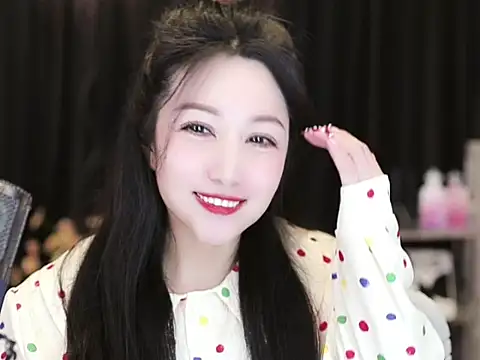 Nuyoah-77 online show from March 2025 06:23:02 PM