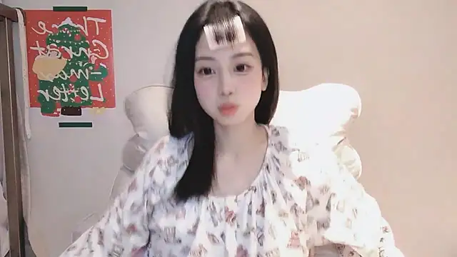 Snapshot of -Hottie chatting on December 2024 03:22:02 PM -Hottie online show from December 2024 03:22:02 PM