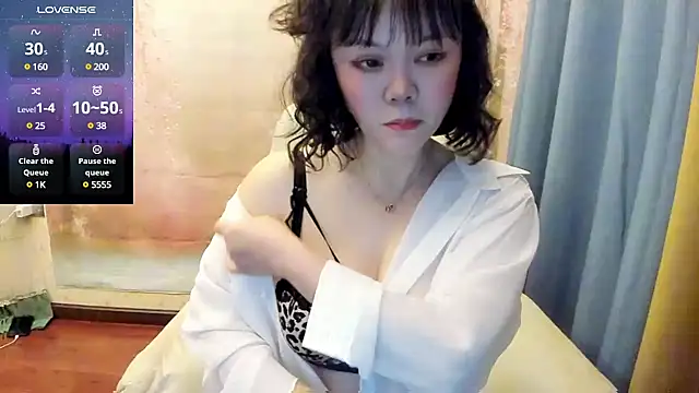 Pennyee online show from February 2025 12:47:02 PM