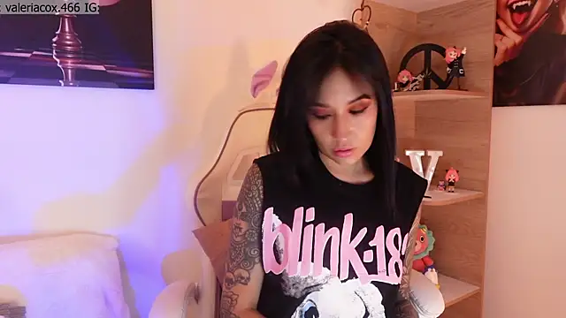 ValeriaCox online show from September 2025 09:08:02 PM