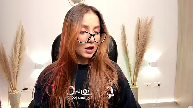 RyliieHunter online show from December 2024 12:34:01 AM