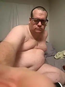 Snapshot of treatbobnicer chatting on November 2025 12:48:02 PM treatbobnicer online show from November 2025 12:48:02 PM