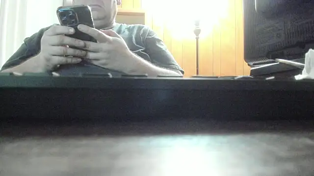 treatbobnicer online show from February 2026 07:59:01 AM