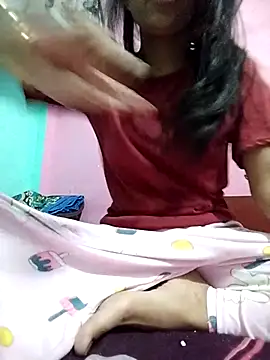 Hotty-Divya online show from November 2025 09:29:01 AM