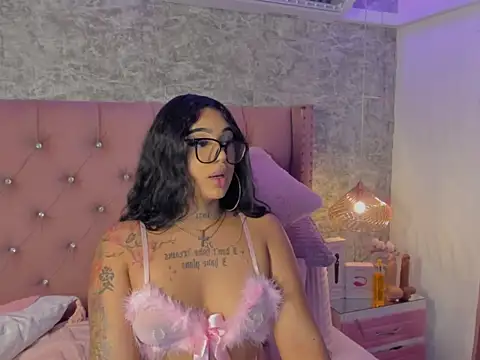 Mia Jansen online show from February 2026 02:11:02 PM