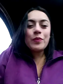 Snapshot of Lesly_10- chatting on January 2025 11:13:02 AM Lesly 10- online show from January 2025 11:13:02 AM