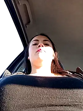 Snapshot of Lesly_10- chatting on January 2025 10:15:02 PM Lesly 10- online show from January 2025 10:15:02 PM