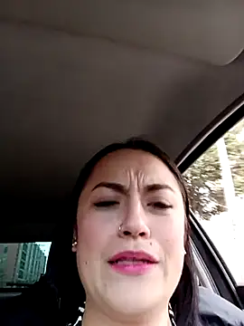 Snapshot of Lesly_10- chatting on March 2025 10:21:02 PM Lesly 10- online show from March 2025 10:21:02 PM