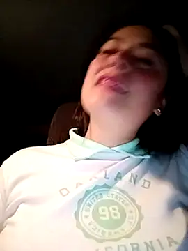 Snapshot of Lesly_10- chatting on March 2025 12:58:02 AM Lesly 10- online show from March 2025 12:58:02 AM