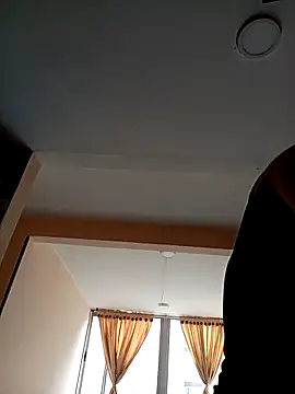 Snapshot of Lesly_10- chatting on March 2025 10:22:02 PM Lesly 10- online show from March 2025 10:22:02 PM