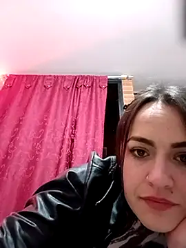 Snapshot of Lesly_10- chatting on March 2025 01:42:02 AM Lesly 10- online show from March 2025 01:42:02 AM
