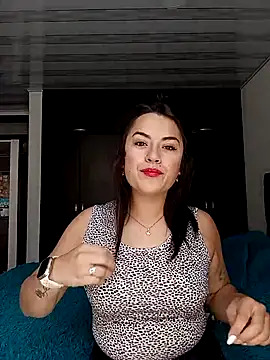 Snapshot of Lesly_10- chatting on September 2025 05:35:01 PM Lesly 10- online show from September 2025 05:35:01 PM