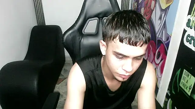 Snapshot of zacariasss_ chatting on December 2024 10:12:01 PM zacariasss online show from December 2024 10:12:01 PM