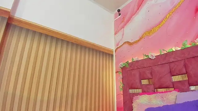 melody paris online show from April 2026 10:53:02 AM