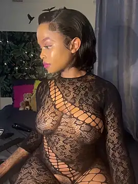 InkLady444 online show from December 2024 06:02:02 PM