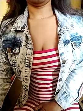 Sweetlovvexh online show from February 2025 04:48:01 AM