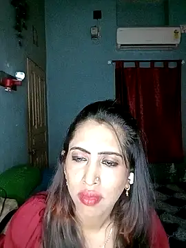 Snapshot of SWAG_9 chatting on February 2025 10:08:02 PM SWAG 9 online show from February 2025 10:08:02 PM