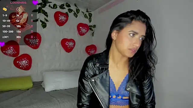 Alina Argi online show from February 2025 08:44:01 AM