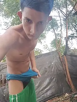 Valentinacuc online show from November 2025 11:22:01 AM