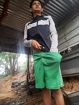 Valentinacuc online show from April 2026 12:23:01 PM