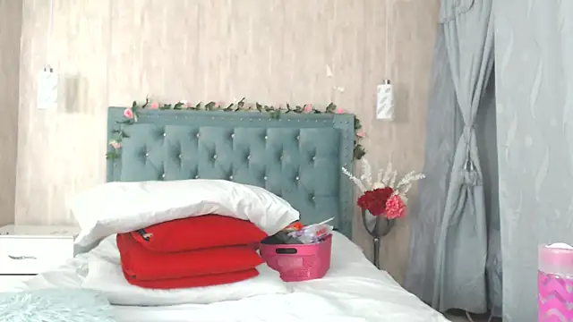 Snapshot of Alexa_roussee chatting on February 2025 11:16:02 PM Alexa roussee online show from February 2025 11:16:02 PM
