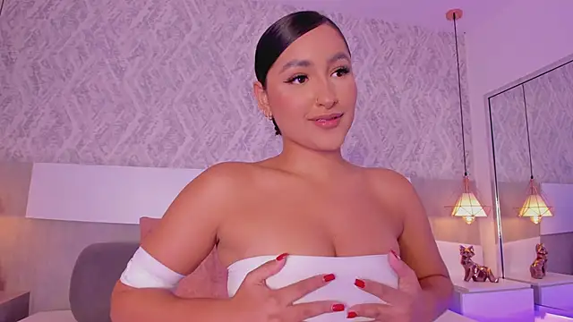 AishaPeyton online show from November 2025 05:13:01 PM