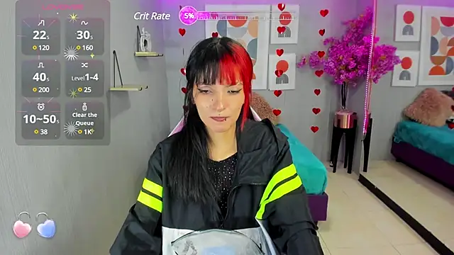 Dafne huges online show from February 2025 07:58:02 PM