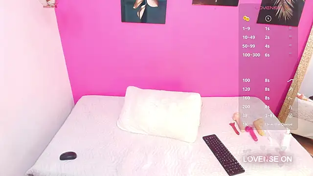petitelittleebony online show from December 2024 06:31:02 PM
