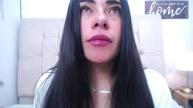 Snapshot of missexy303av chatting on December 2024 12:22:01 PM missexy303av online show from December 2024 12:22:01 PM