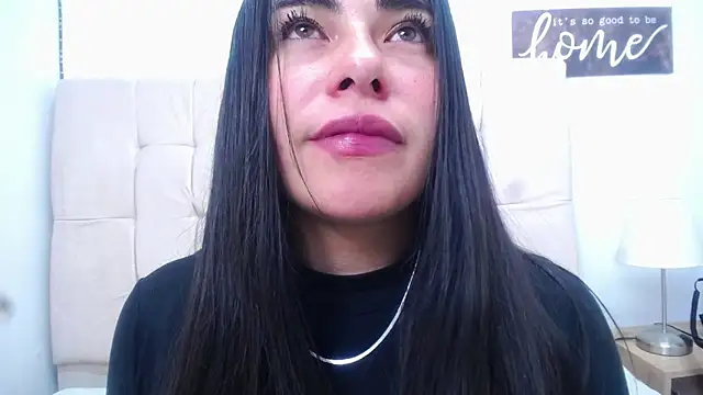 Snapshot of missexy303av chatting on December 2024 11:56:02 PM missexy303av online show from December 2024 11:56:02 PM