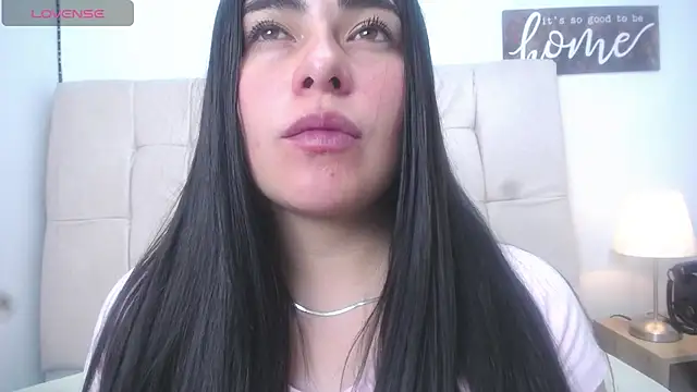 Snapshot of missexy303av chatting on December 2024 11:43:02 PM missexy303av online show from December 2024 11:43:02 PM