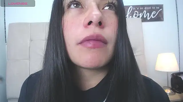 Snapshot of missexy303av chatting on December 2024 08:04:02 PM missexy303av online show from December 2024 08:04:02 PM