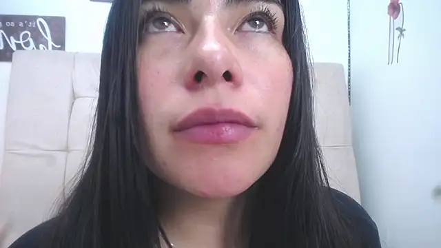 Snapshot of missexy303av chatting on January 2025 06:16:01 PM missexy303av online show from January 2025 06:16:01 PM