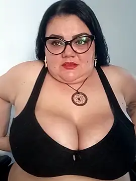 Madisonpalacio online show from November 2025 06:39:01 PM