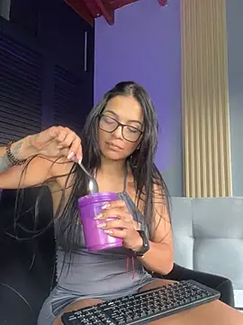 Snapshot of elolotero chatting on January 2025 12:04:02 PM elolotero online show from January 2025 12:04:02 PM