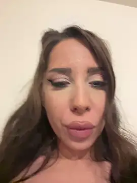 AvaLanne  online show from February 2026 06:01:02 PM