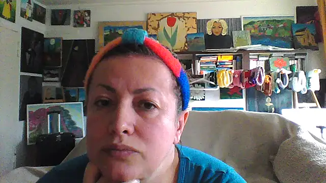 MariaAnaSunshine online show from November 2025 11:10:01 AM