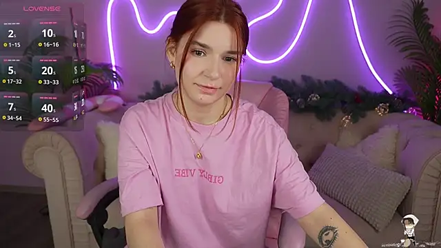 Snapshot of RedShinee chatting on January 2025 04:52:01 AM RedShinee online show from January 2025 04:52:01 AM