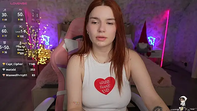 Snapshot of RedShinee chatting on January 2025 05:08:01 PM RedShinee online show from January 2025 05:08:01 PM