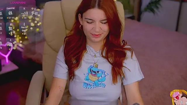 Snapshot of RedShinee chatting on October 2025 07:56:01 AM RedShinee online show from October 2025 07:56:01 AM