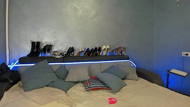 SEXDream777 online show from February 2026 04:22:01 PM