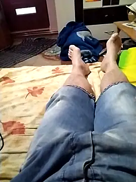 nudistu021 online show from April 2026 04:21:02 PM