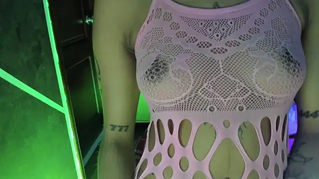 SexyNaf online show from October 2025 08:09:02 PM