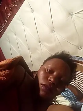 Feliciaxxxxx online show from April 2026 09:26:02 PM