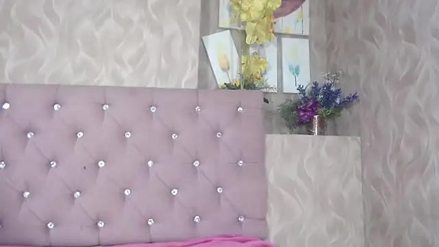 Snapshot of AnnieSoul chatting on October 2025 02:37:01 PM AnnieSoul online show from October 2025 02:37:01 PM