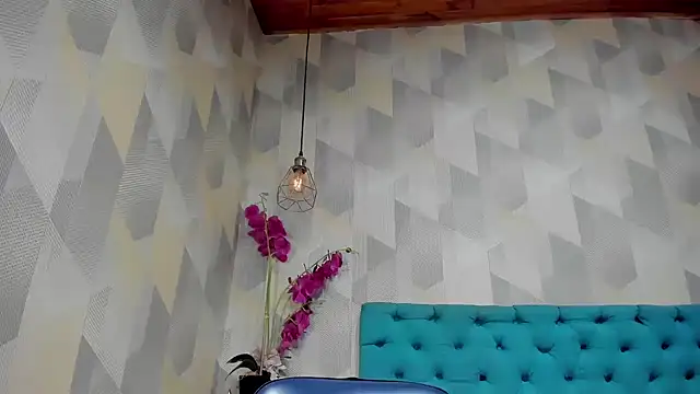 Snapshot of AnnieSoul chatting on November 2025 06:08:02 PM AnnieSoul online show from November 2025 06:08:02 PM