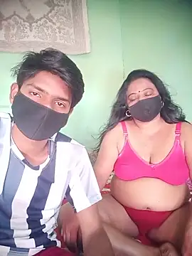 Group Of Lust online show from May 2026 07:04:02 AM