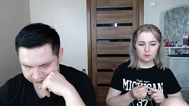 Kristy-Max online show from February 2025 06:16:02 AM